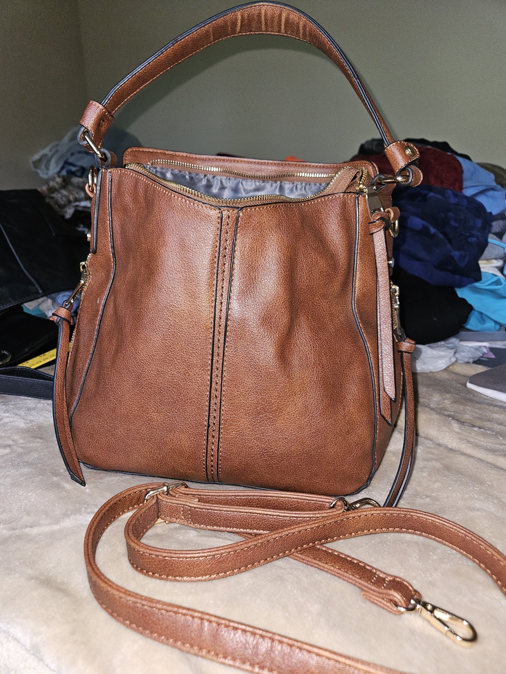 Women's Brown Shoulder Bag - Classic Carryall